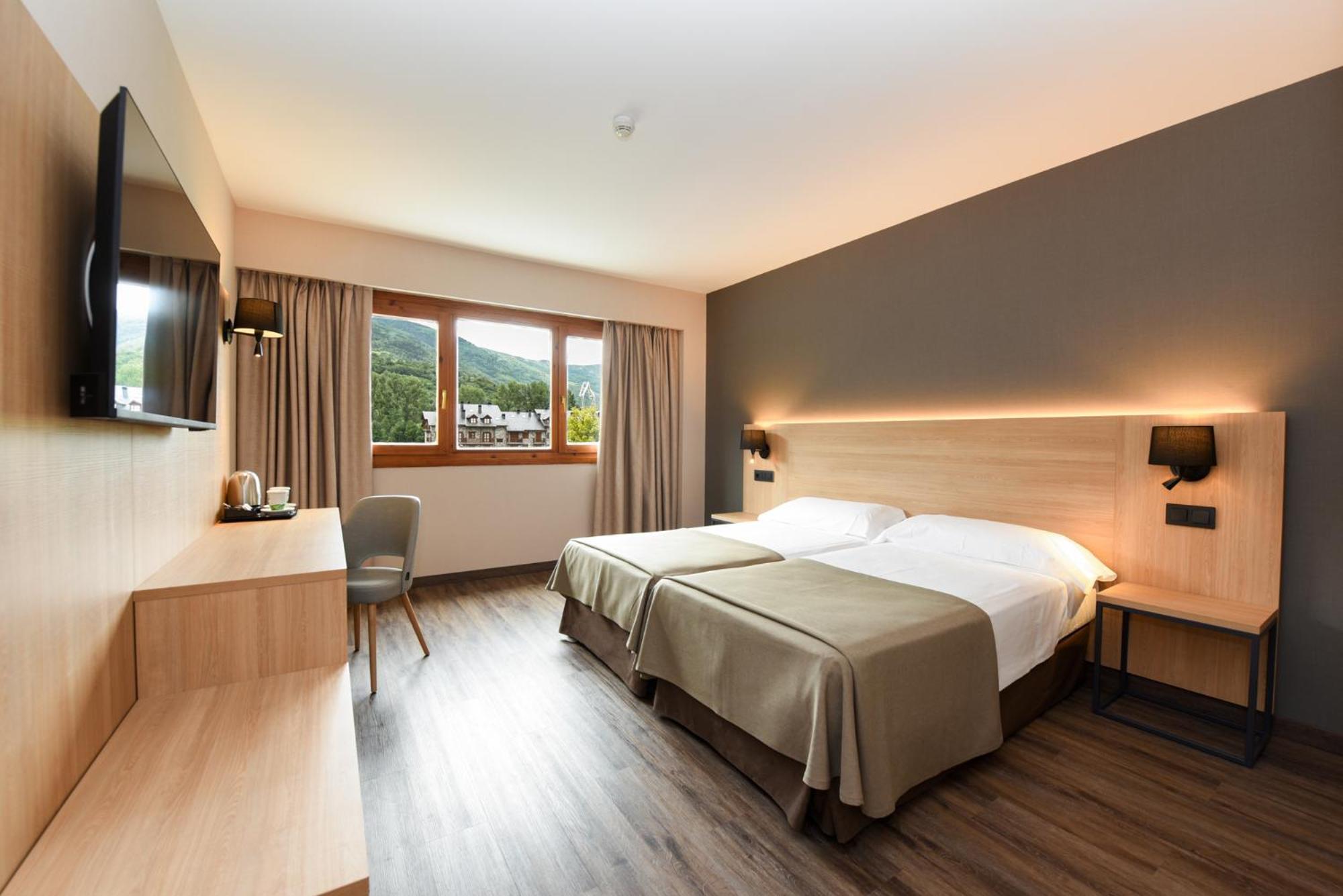 Sommos Hotel Benasque Spa Dış mekan fotoğraf