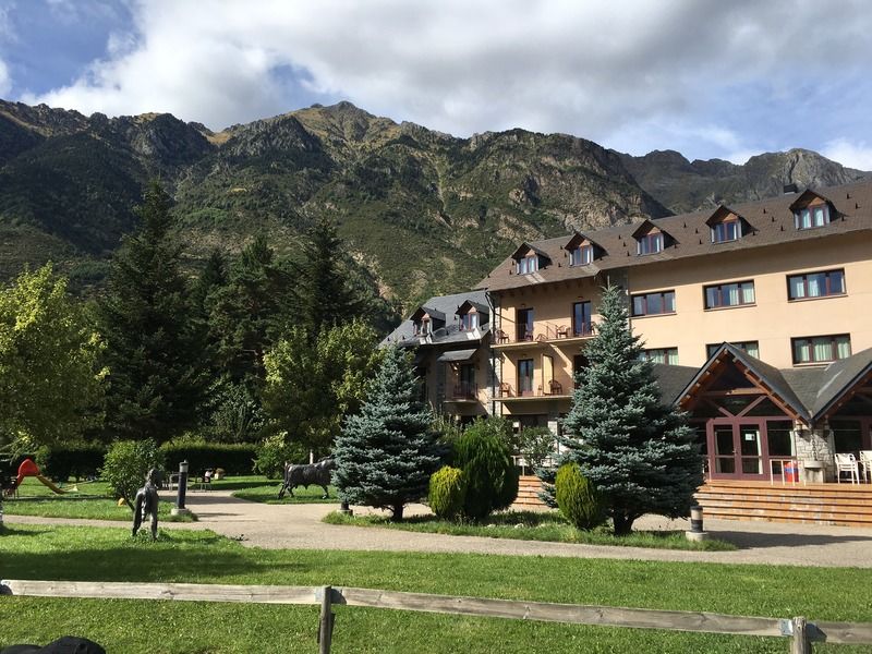 Sommos Hotel Benasque Spa Dış mekan fotoğraf